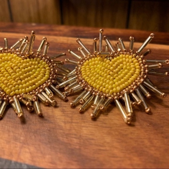 Felt Back Seed Beaded Heart Earrings in Yellow - Picture 4 of 6